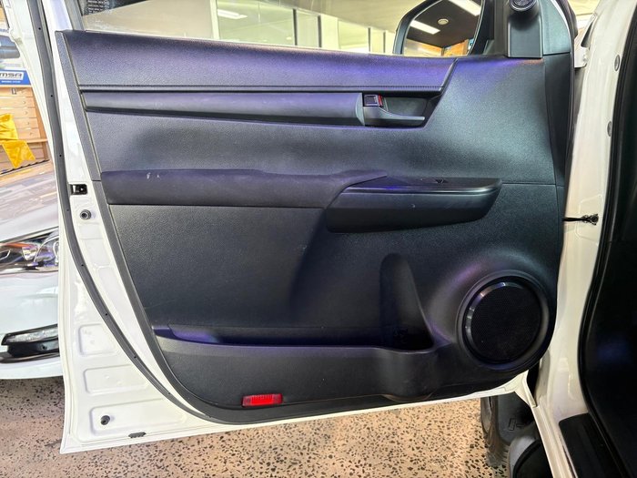 2018 Toyota Hilux SR