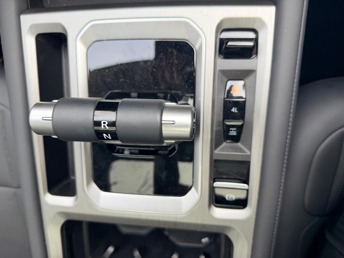 2025 MG MGU9 Explore Pro EKK1C MY25 4X4 Dual Range Alpine White