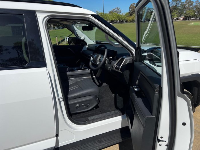 2025 MG U9 Explore Pro EKK1C MY25 4X4 Dual Range Alpine White