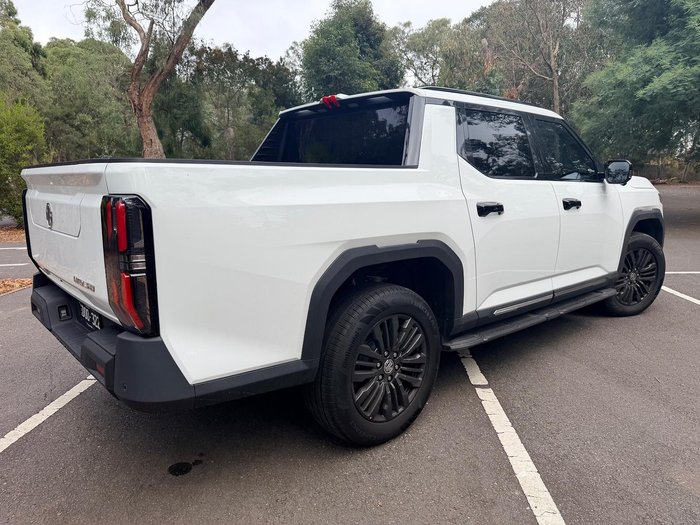 2025 MG MGU9 Explore Pro EKK1C MY25 4X4 Dual Range Alpine White