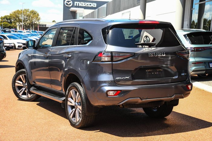 2023 Isuzu MU-X LS-T