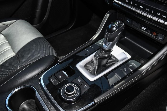 2023 Isuzu MU-X LS-T