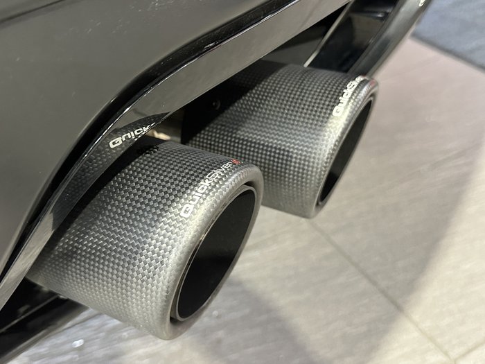 2022 Land Rover Range Rover Sport P575 SVR Carbon Edition