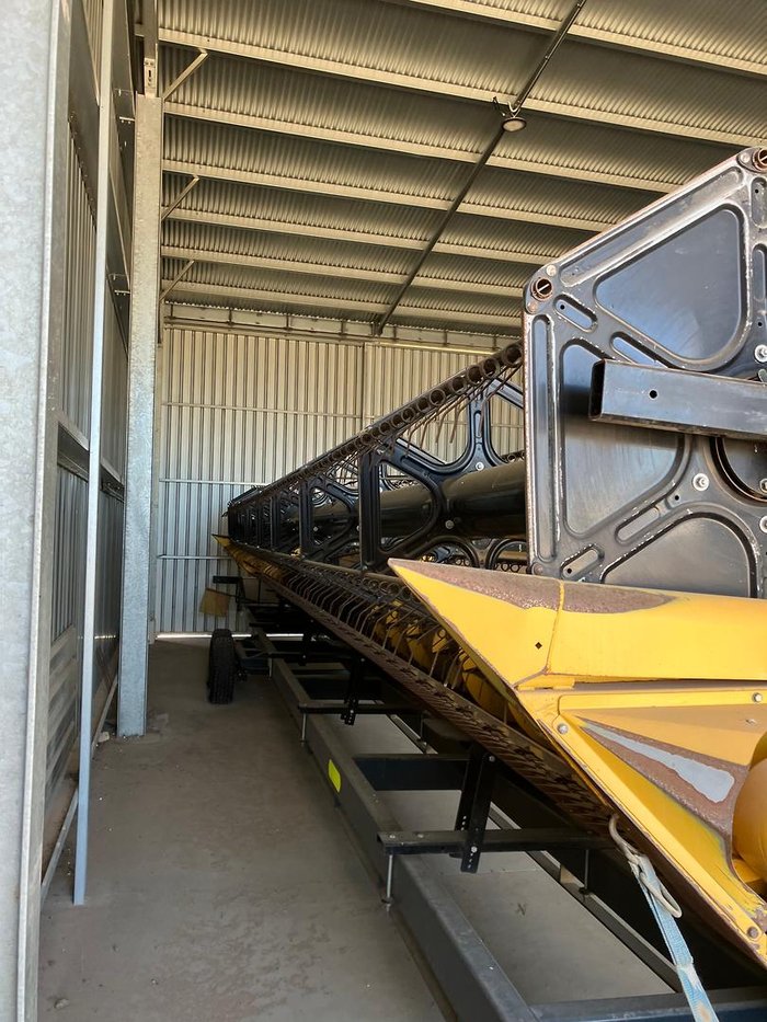 2016 New Holland 760Cg 41Ft Varifeed Front