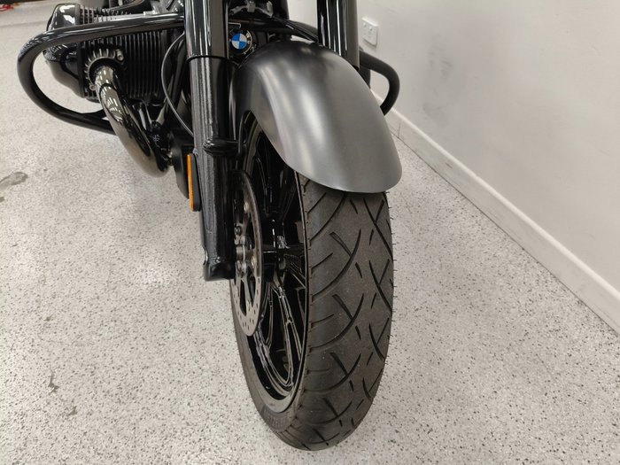2024 BMW Motorrad R 18 ROCTANE grey