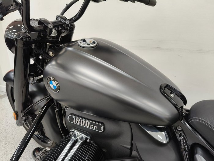 2024 BMW Motorrad R 18 ROCTANE grey