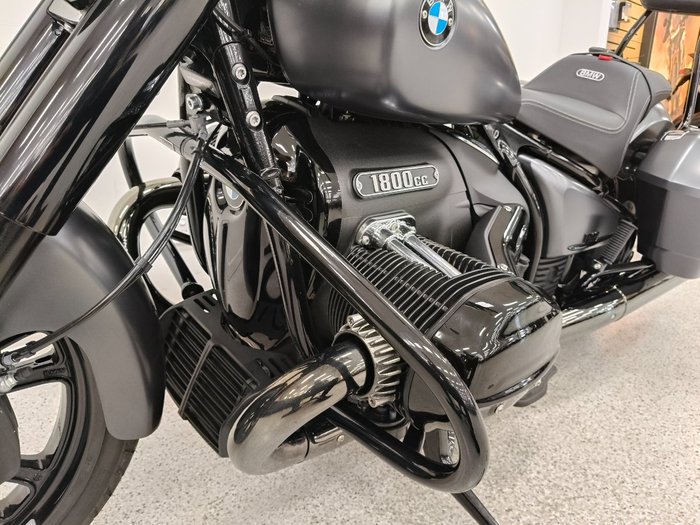 2024 BMW Motorrad R 18 ROCTANE grey