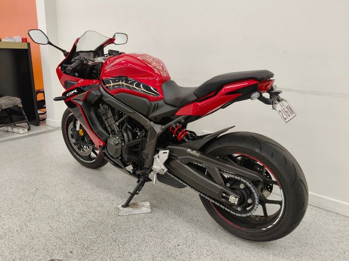 2022 Honda CBR650R Red