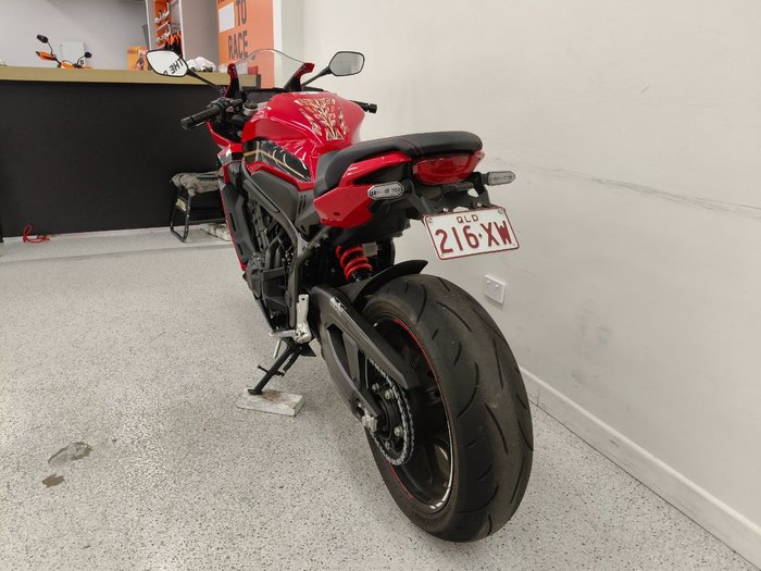 2022 Honda CBR650R Red