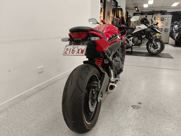 2022 Honda CBR650R Red