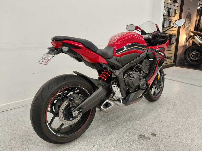 2022 Honda CBR650R Red