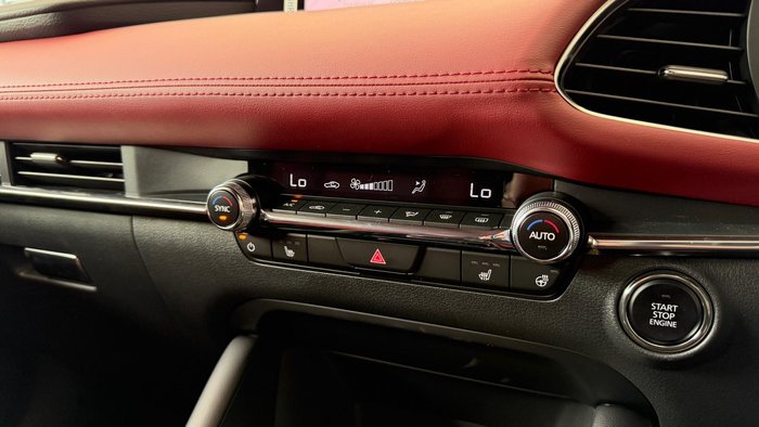 2025 Mazda 3 G25 Astina