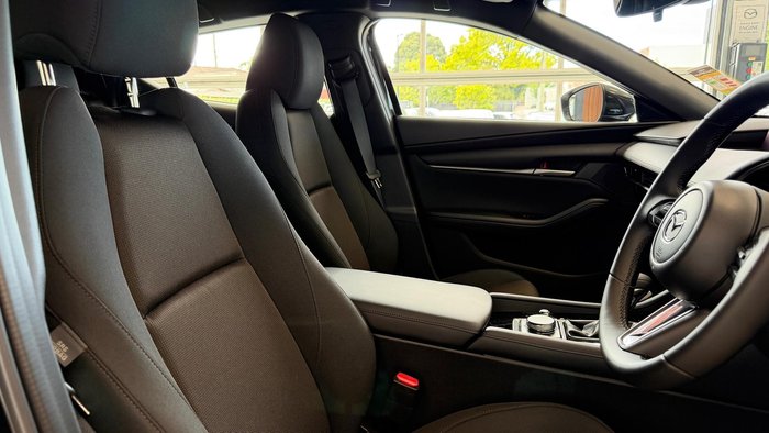 2025 Mazda 3 G20 Pure