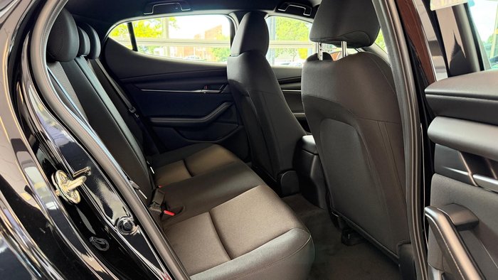 2025 Mazda 3 G20 Pure