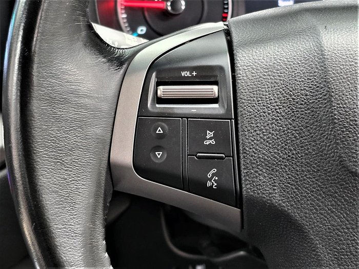 2017 Holden Trailblazer Z71 RG MY18 4X4 Dual Range Absolute Red