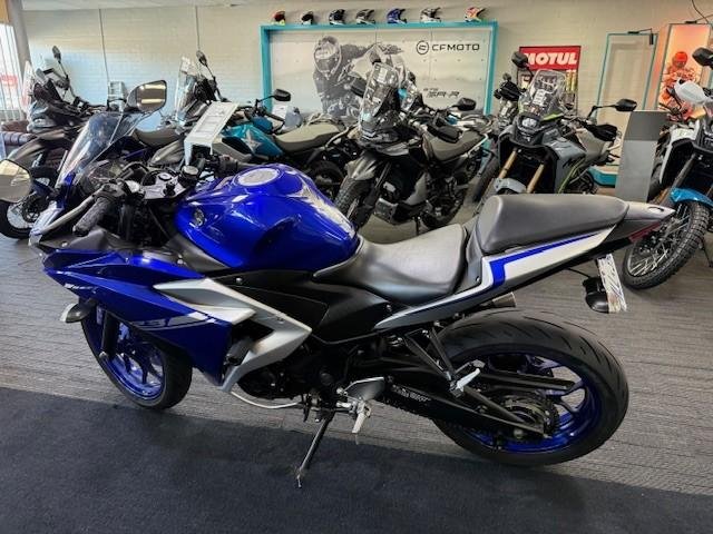 2017 Yamaha YZF-R3 R3 Blue