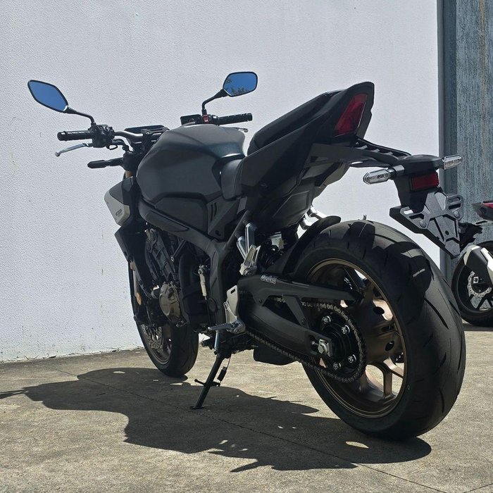 2025 Honda CB650R CB Black