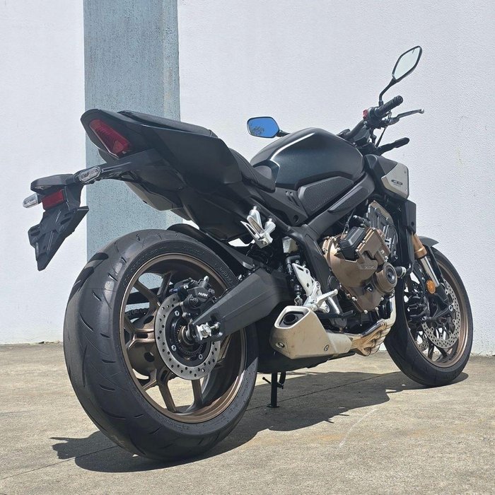 2025 Honda CB650R CB Black