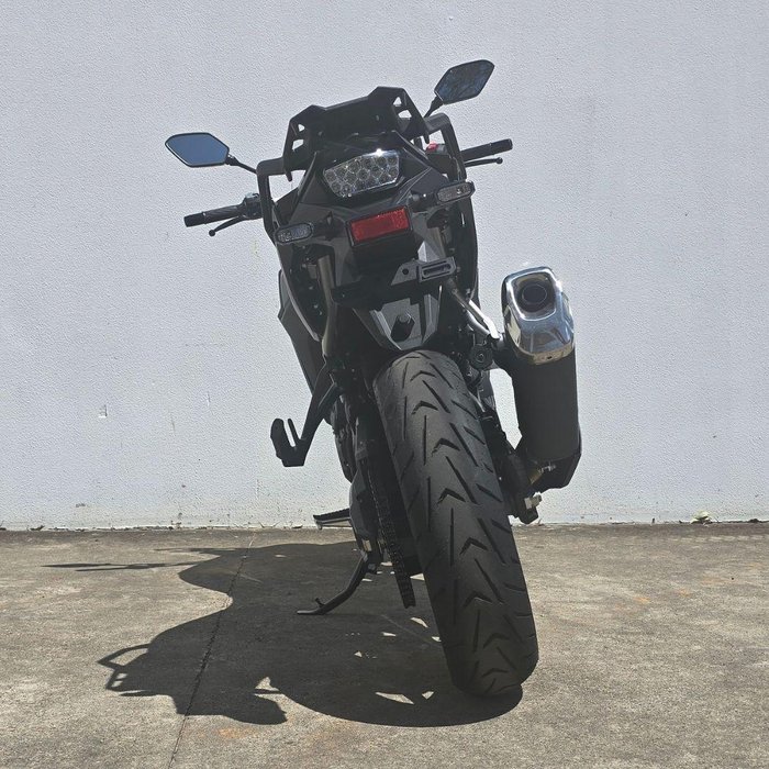 2024 Suzuki V-Strom 800 V-Strom Green