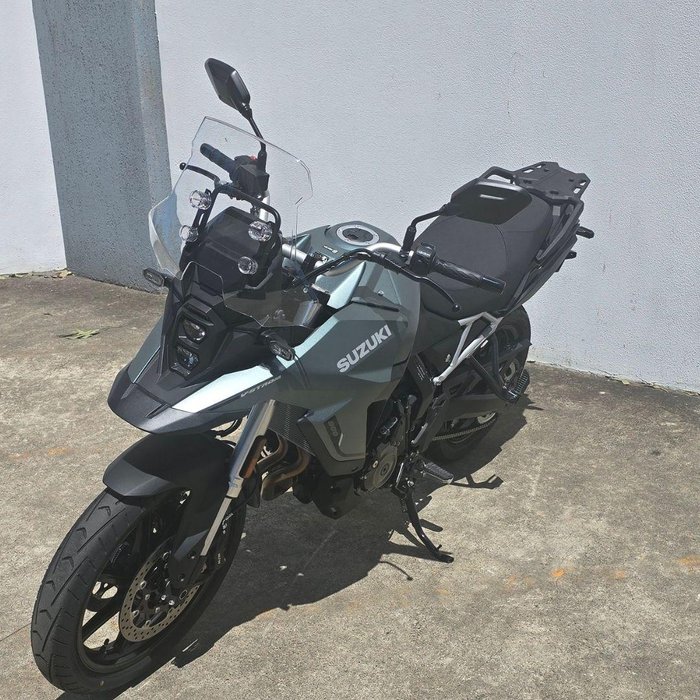 2024 Suzuki V-Strom 800 V-Strom Green