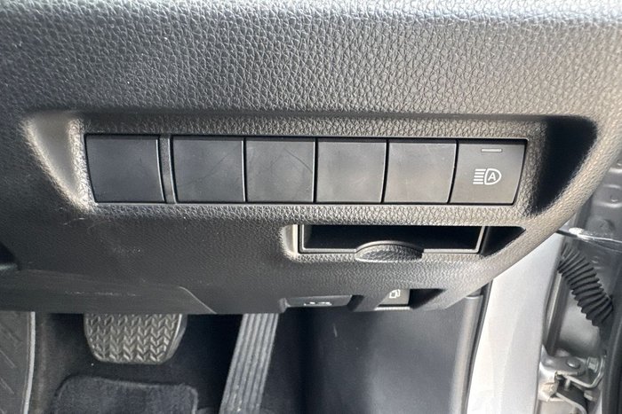 2023 Toyota RAV4 GXL