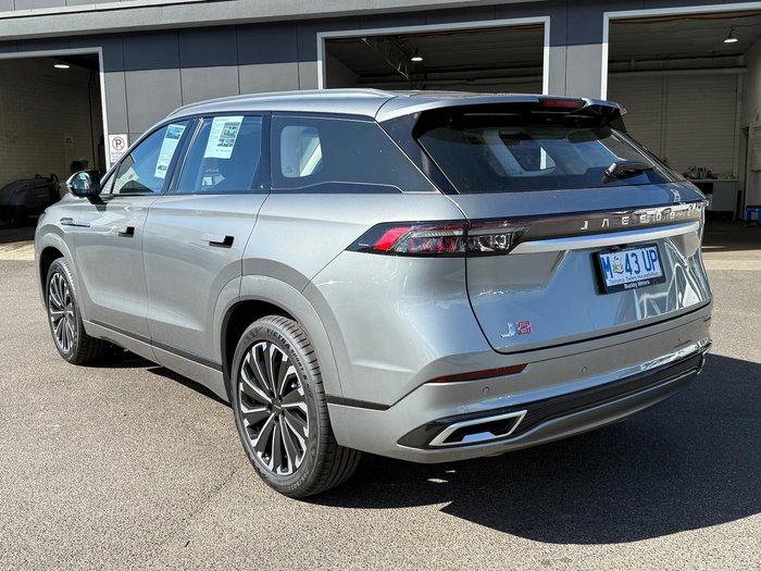 2025 Jaecoo J8 Track MY25 Iridium Silver