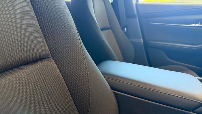 2025 Mazda 3 G20 Evolve