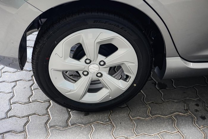 2024 Suzuki Swift Hybrid Plus