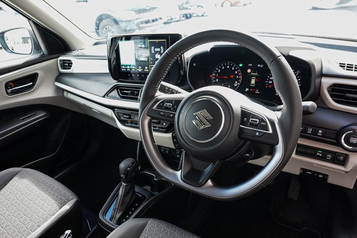 2024 Suzuki Swift Hybrid Plus