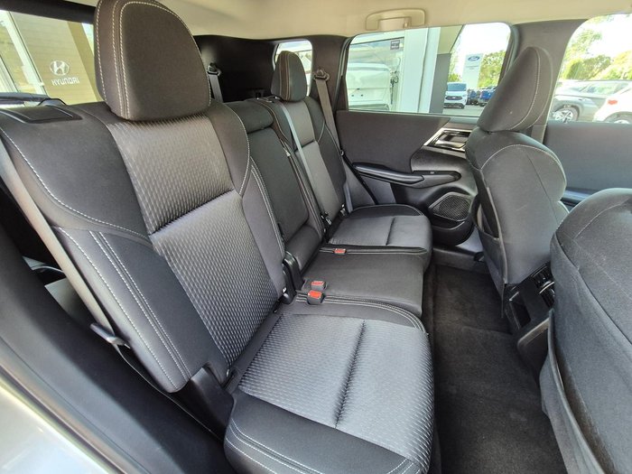 2021 Mitsubishi Outlander LS