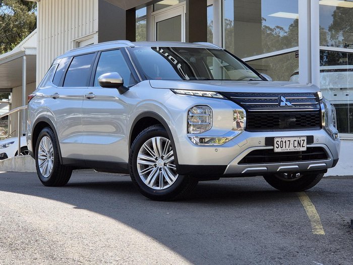 2021 Mitsubishi Outlander LS