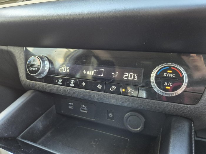 2021 Mitsubishi Outlander LS