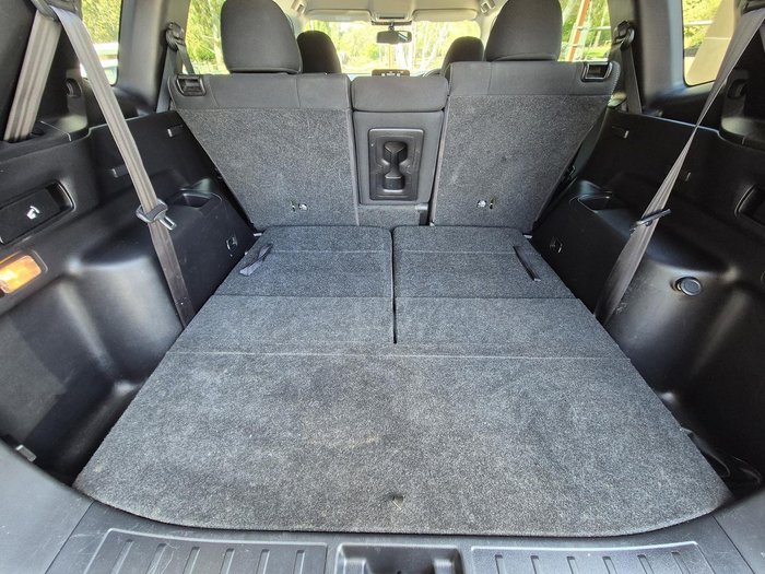 2021 Mitsubishi Outlander LS