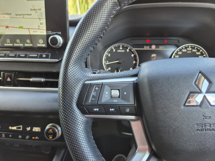 2021 Mitsubishi Outlander LS