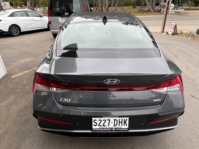 2025 Hyundai i30 Hybrid