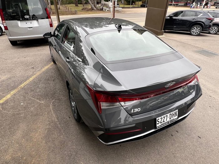 2025 Hyundai i30 Hybrid