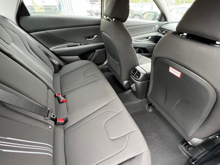 2025 Hyundai i30 Hybrid