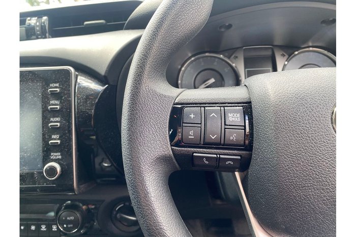 2024 Toyota Hilux SR 48V