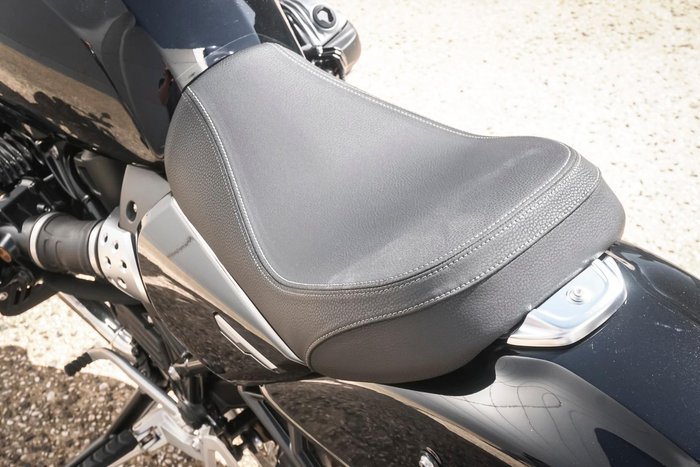 2024 BMW R 12 HL