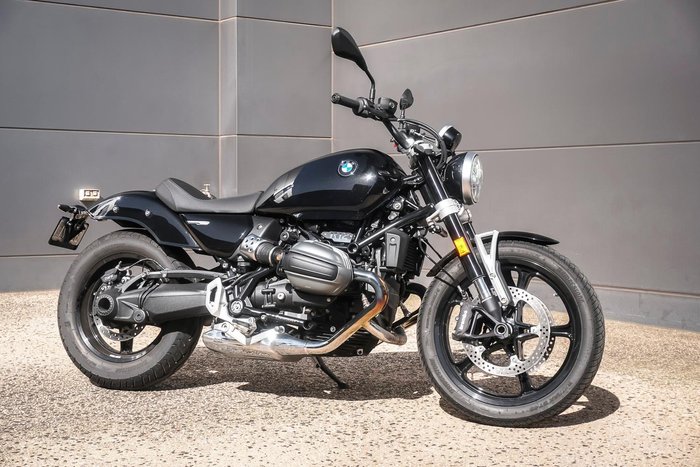 2024 BMW R 12 HL