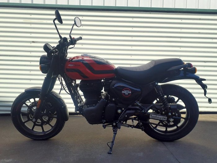 2025 Royal Enfield Hunter 350 Hunter Red