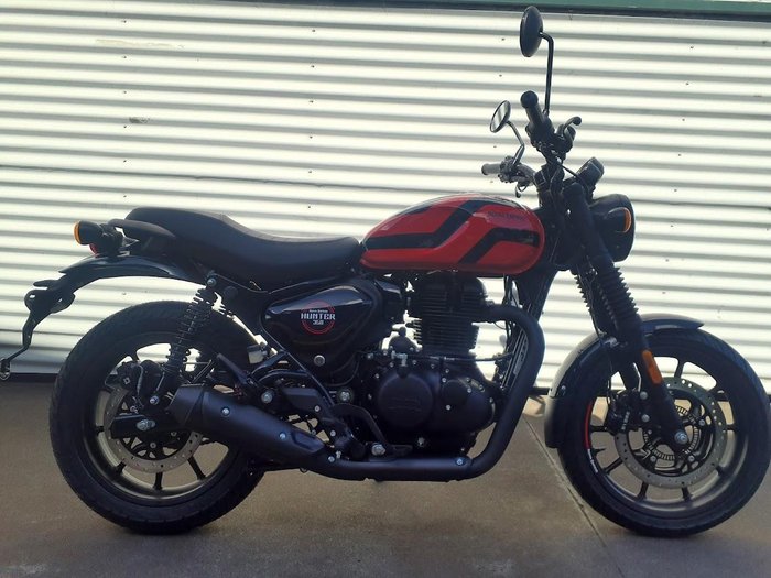2025 Royal Enfield Hunter 350 Hunter Red