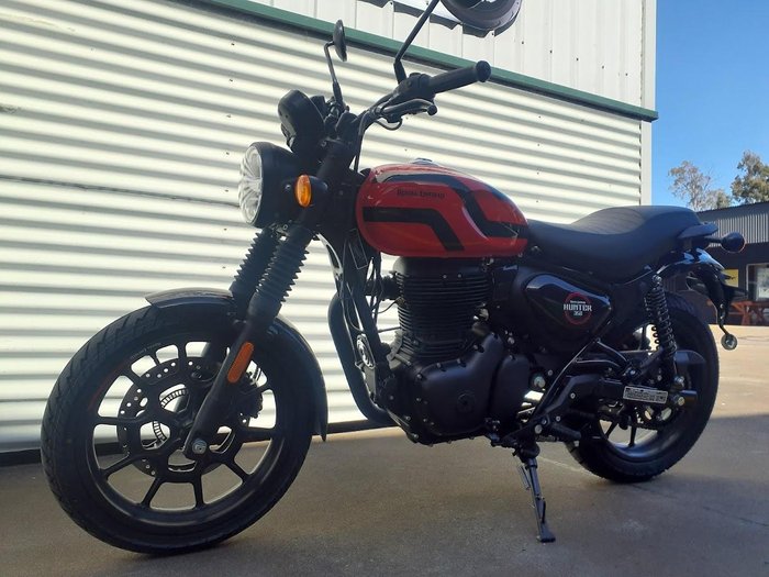 2025 Royal Enfield Hunter 350 Hunter Red