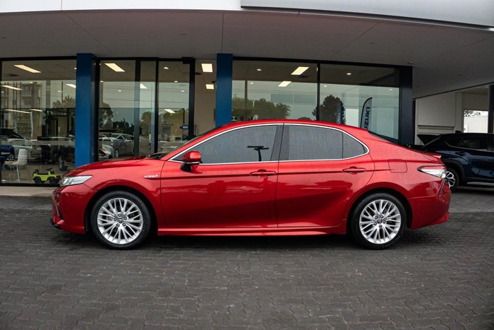 2018 Toyota Camry SL