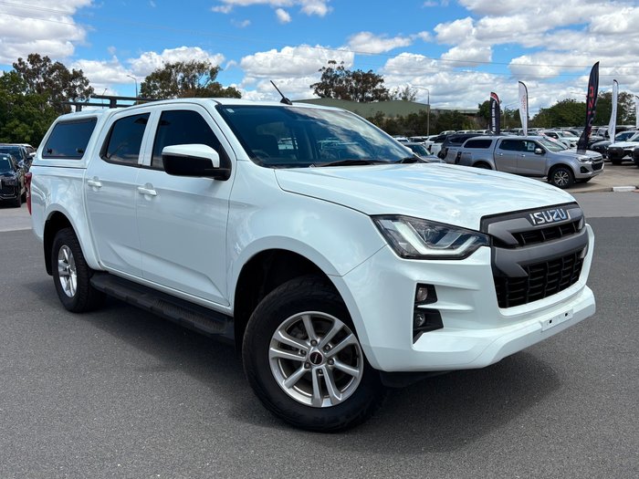 2021 Isuzu D-MAX LS-M