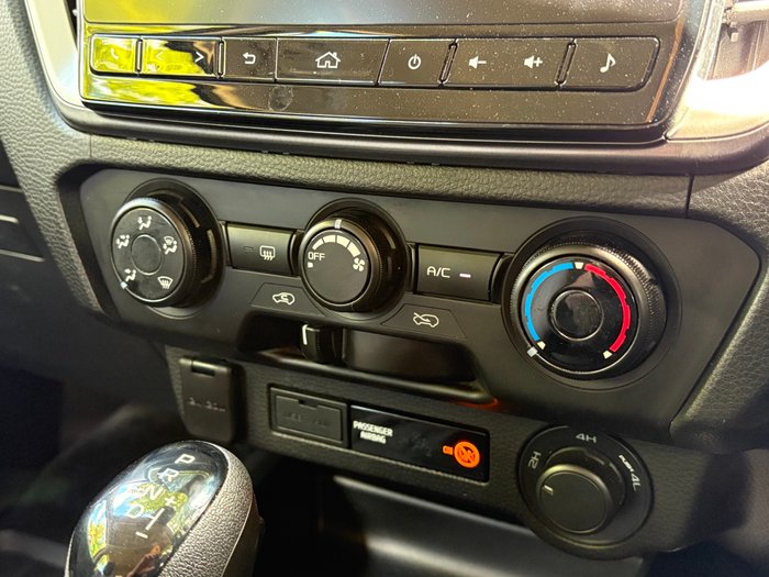 2021 Isuzu D-MAX LS-M