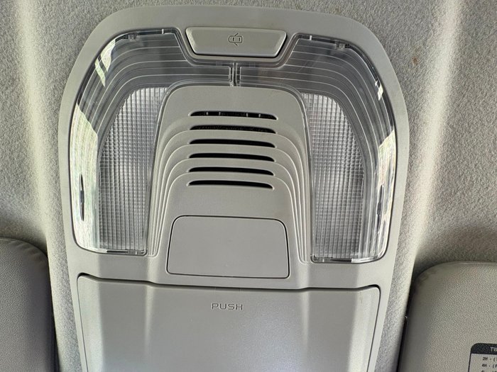 2021 Isuzu D-MAX LS-M