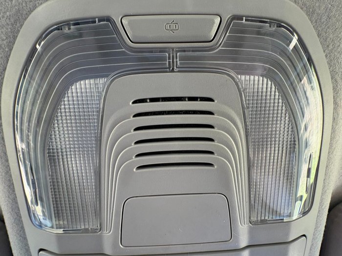 2021 Isuzu D-MAX LS-M