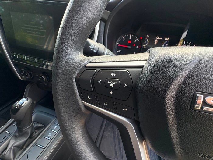 2024 Isuzu MU-X LS-M