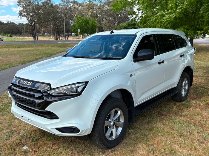 2024 Isuzu MU-X LS-M